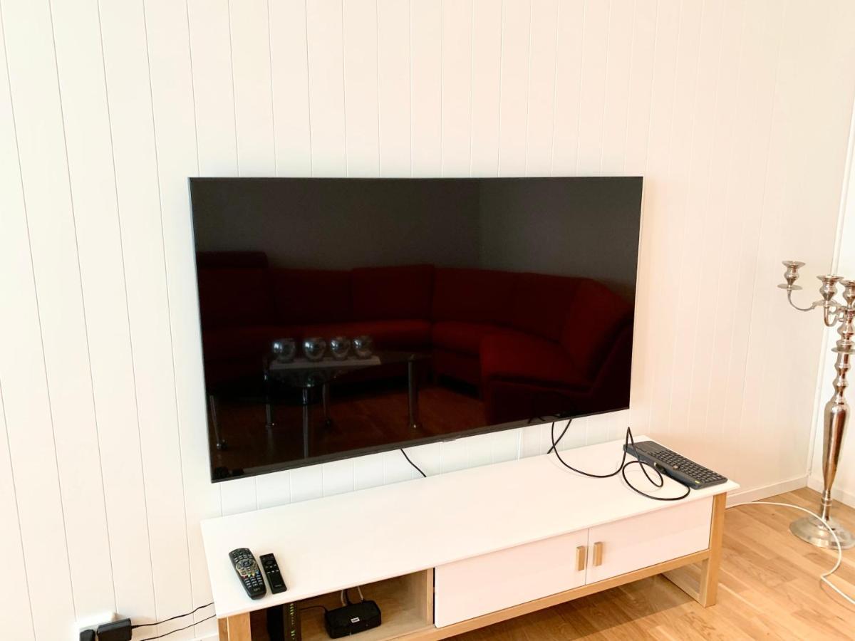 Fin Leilighet, Midt I Hjertet Av Kristiansund. Apartamento Exterior foto